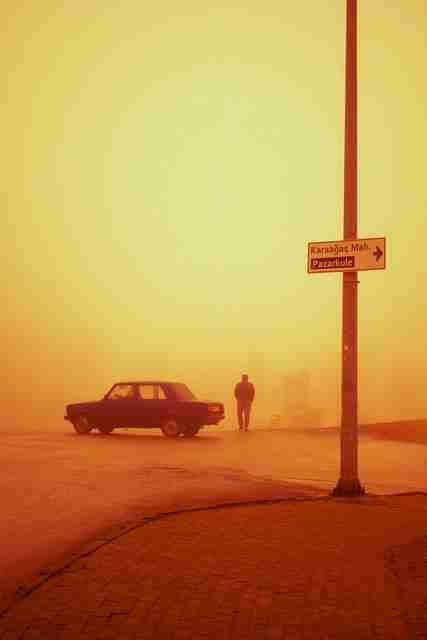 黑料网今日发文回应不打烊专题回顾争议，网友两极分化